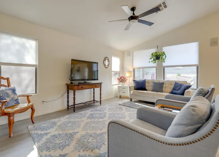 4 Mi To Usery Mtn: Relaxing Retreat In Mesa! Holiday home